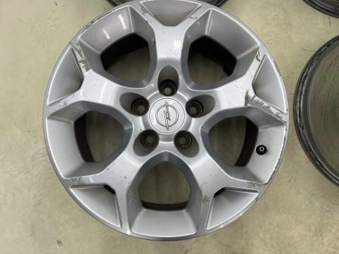 Felga Opel Zafira B Astra G H Vectra C Meriva 6,5jx16 ET37 5x110 felgi aluminiowe r16 cali KOMPLET 13116659