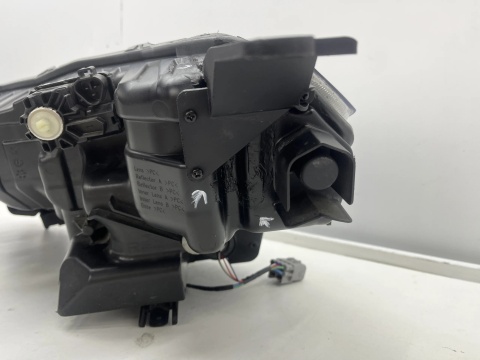 Lampa reflektor Suzuki Vitara III LIFT 24r.- PRAWA przednia FULL LED EUROPA prawy przód