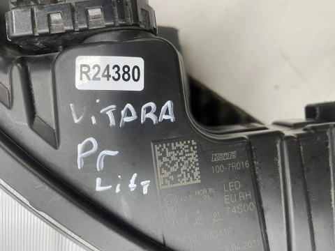 Lampa reflektor Suzuki Vitara III LIFT 24r.- PRAWA przednia FULL LED EUROPA prawy przód