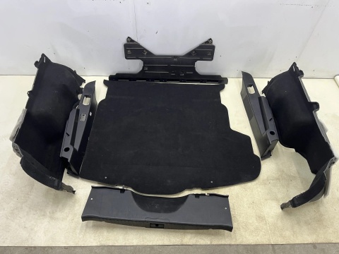 Tapicerka Mazda 6 II GH 07-12r. Hatchback wykładzina boczki bagażnika wkład mata KOMPLET