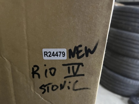 Szyba przednia Kia Stonic Kia Rio 4 IV 17r.- NOWA czołowa z otworem na sensor czujnik kamerę ORYGINALNA