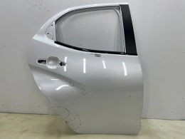 Drzwi Mazda 2 Hybrid Toyota Yaris 4 IV XP21 20r.- prawe tylne prawy tył