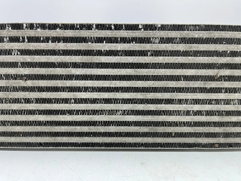 Chłodnica intercoolera BMW F01 F02 F07 F10 F11 08-17r. 2.0D 2.5D 3.0D diesel intercooler oryginał 7805629