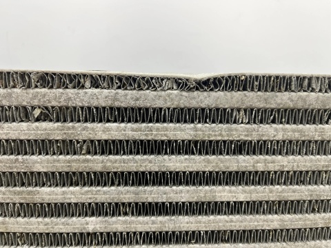 Chłodnica intercoolera BMW F01 F02 F07 F10 F11 08-17r. 2.0D 2.5D 3.0D diesel intercooler oryginał 7805629