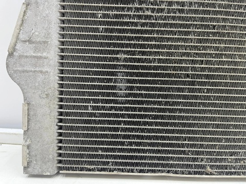 Chłodnica wody BMW F01 F02 F06 F07 F10 F11 F12 F13 08-17r. 2.0D 2.5D 3.0D diesel 7805627 8509175