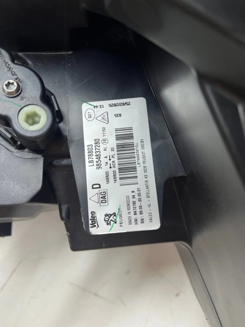 Lampa reflektor Peugeot Rifter LIFT 23r.- PRAWA przednia Full LED Europa prawy przód 9854837280 oryginalna
