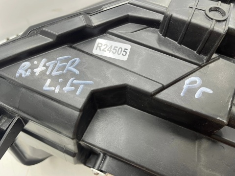 Lampa reflektor Peugeot Rifter LIFT 23r.- PRAWA przednia Full LED Europa prawy przód 9854837280 oryginalna