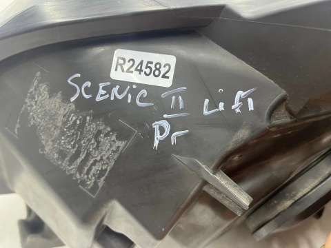 Lampa reflektor Renault Scenic 2 II Lift + Grand 06-09r. prawa przednia EU H7 soczewka prawy przód