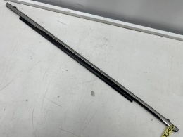 Listwa Mazda CX-5 II CX5 II KF 17-25r. prawa tylna uszczelka drzwi zgarniająca CHROM zewnętrzna