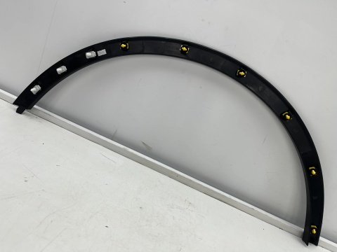 Listwa Opel Mokka A 1 12-16r. prawy przedni rant nadkola błotnika nakładka prawy przód nowy orginalny 95275449