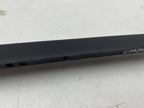 Listwa Porsche Cayenne III 9y 17r.- lewa nakładka zgarniająca szyby przedniej czołowej zaślepka 9y0854327b