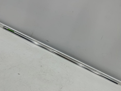 Listwa Skoda Octavia IV 4 19r.- NOWY prawy tylny chrom ozdobny uszczelki zewnętrznej drzwi prawy tył 5e6839908