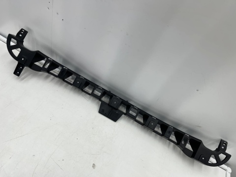 Ślizg Fiat 500X 14r.- tylne środkowe mocowanie zderzaka 51937661