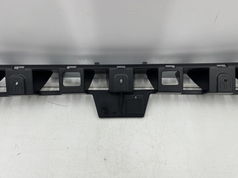 Ślizg Fiat 500X 14r.- tylne środkowe mocowanie zderzaka 51937661