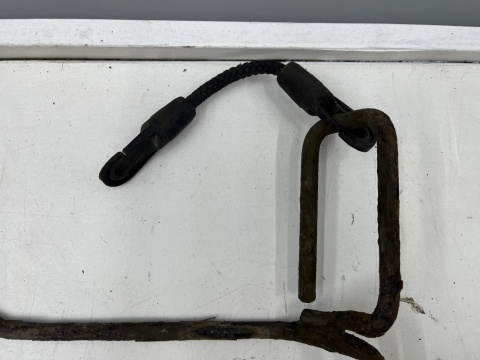 Winda koła zapasowego Opel Zafira B 05-14r. mocowanie wieszak śruba komplet