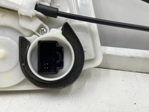 Zamek drzwi Mazda 6 II GH 07-12r. 5 pin prawy tylny zamek drzwi