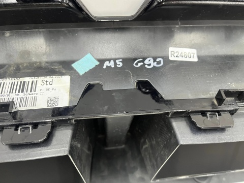 Atrapa BMW M5 G90 G99 24r.- grill zderzaka kratka środkowa dolna 7887417