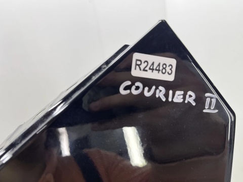 Błotnik Ford Courier Mk2 II 23r. lewy przedni lewy przód