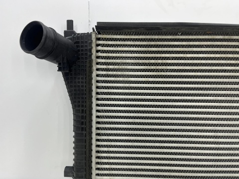 Chłodnica intercoolera Arteon Golf Passat B8 T-Roc Karoq 1 I Octavia Super B 3 III 13r.- intercooler oryginał 5Q0145803R