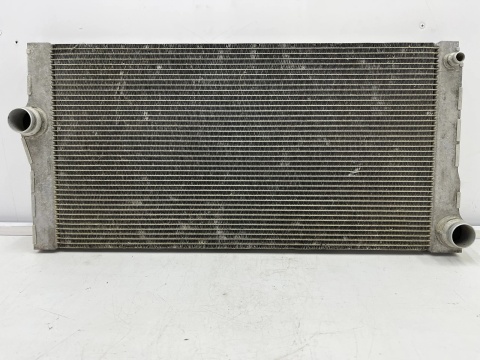 Chłodnica wody BMW F01 F02 F06 F07 F10 F11 F12 F13 08-17r. 2.0D 2.5D 3.0D diesel 8509176