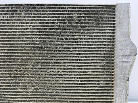 Chłodnica wody BMW F01 F02 F06 F07 F10 F11 F12 F13 08-17r. 2.0D 2.5D 3.0D diesel 8509176