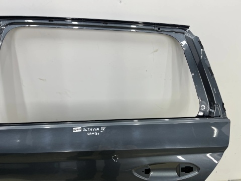 Drzwi Skoda Octavia 4 IV Kombi 19r.- lewe tylny lewy tył 5E7833311
