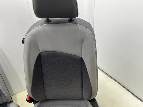 Fotele VW ID.3 id3 19r.-PODGRZEWANE tylna kanapa grzana mały przebieg EUROPA Komplet