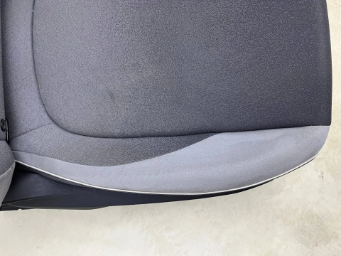 Fotele VW ID.3 id3 19r.-PODGRZEWANE tylna kanapa grzana mały przebieg EUROPA Komplet