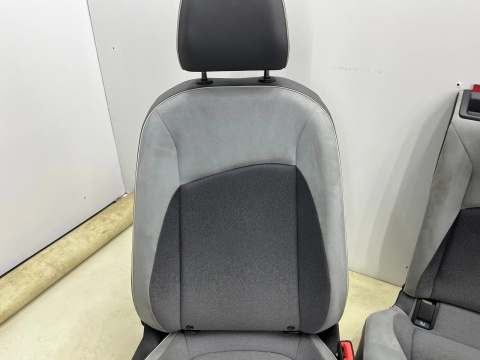 Fotele VW ID.3 id3 19r.-PODGRZEWANE tylna kanapa grzana mały przebieg EUROPA Komplet