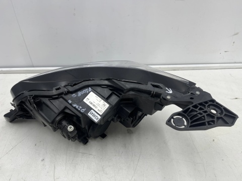 Lampa reflektor Peugeot 208 II 2008 II 19r.- PRAWA przednia LED Europa 9855524880