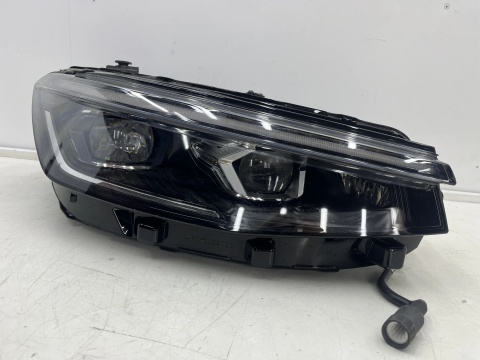 Lampa reflektor VW Passat B9 23r.- Prawa przednia FULL LED 3j1941036 Matrix IQ.Lighting prawy przód
