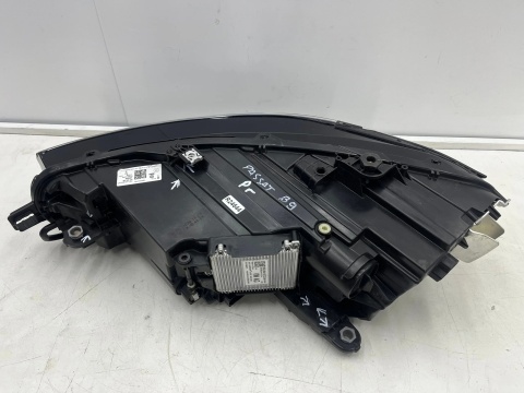 Lampa reflektor VW Passat B9 23r.- Prawa przednia FULL LED 3j1941036 Matrix IQ.Lighting prawy przód