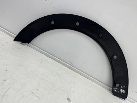 Listwa Mini Cooper One R56 R57 R58 R59 07-14r. lewy tylny rant nadkola błotnika nakładka lewy tył 7157105