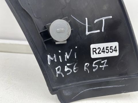Listwa Mini Cooper One R56 R57 R58 R59 07-14r. lewy tylny rant nadkola błotnika nakładka lewy tył 7157105