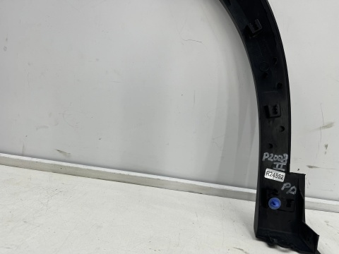 Listwa Peugeot 2008 II 19r.- PRAWY przedni rant nadkola błotnika nakładka struktura prawy przód 9825736680