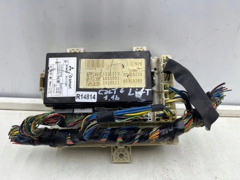 Skrzynka bezpieczników Mitsubishi Colt Z30 LIFT 1.1b moduł sterownik BSI