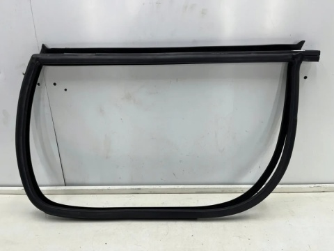 Uszczelka Citroen Jumper Ducato Boxer 06r.- guma SZYBY lewych przednich drzwi
