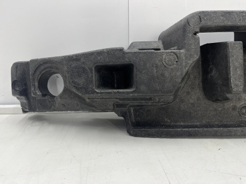 Absorber zderzaka VW Caddy 3 III 15-20r. przednie wzmocnienie belki 2k5807248a