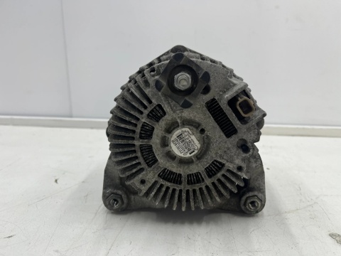 Alternator Opel Movano B Renault Master Nissan Interstar 2.3 1.6 TDCI dCI 10r.- 231001822r