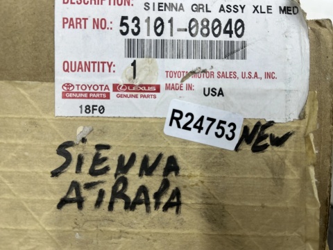 Atrapa Toyota Sienna 3 III XL30 10-20r. NOWY oryginalny grill przednia maskownica zderzaka 53101-08040