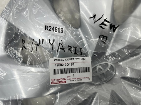 Kołpak Toyota Yaris 3 III 11-20r. 14 cali r14 kołpak nowy orginalny 42602-0d190
