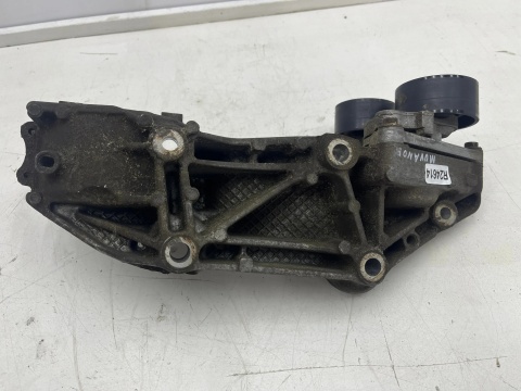 Łapa silnika Opel Movano B Master 3 III 10-24r. 2.3 CDTI dCI mocowanie alternatora napinacz 117103703r
