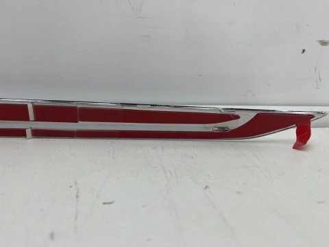 Listwa VW Tiguan 2 II 16-24r. listwa do drzwi prawy przód ozdobna chromowananowa orginalna 5na853332a2zz