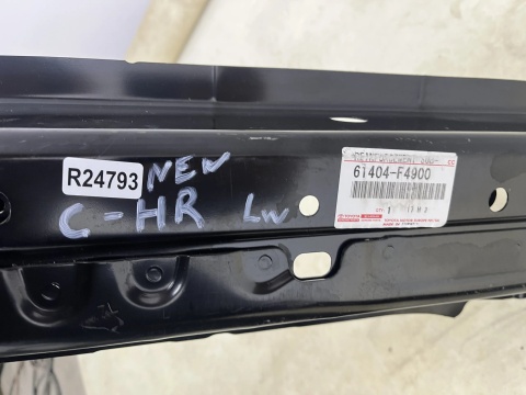 Poszycie Toyota C-HR I 16-23r. NOWY lewy próg wewnętrzny wzmocnienie progu ćwiartka reperaturka ORYGINALNA 61404-f4900