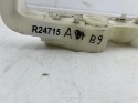 Ślizg Audi A4 B9 8w 15-24r. prawe przednie mocowanie uchwyt zderzaka 8w0807284