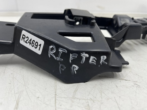 Ślizg Peugeot Rifter Partner Berlingo Combo ProAce City 23r.- prawy przód 9856007080