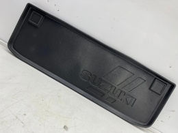 Wykładzina Suzuki Jimny 3 III 00-12r. plastikowa wanna bagażnika wycieraczka 99000-99023-751