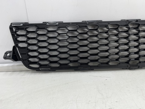 Atrapa Suzuki Jimny 3 III 12-17r. Lift grill przednia maskownica zderzaka nowa oryginalna 71718-57m00-5pk