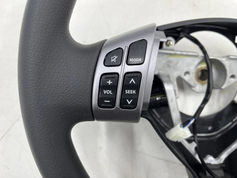 Kierownica Suzuki SX4 Swift IV MK6 04-14r. fabrycznie NOWA z multifunkcją oryginalna 48110-62j11-bwl