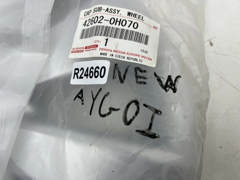 Kołpak Toyota Aygo 1 I 05-14r. 14 cali r14 kołpak nowy orginalny 42602-0h070